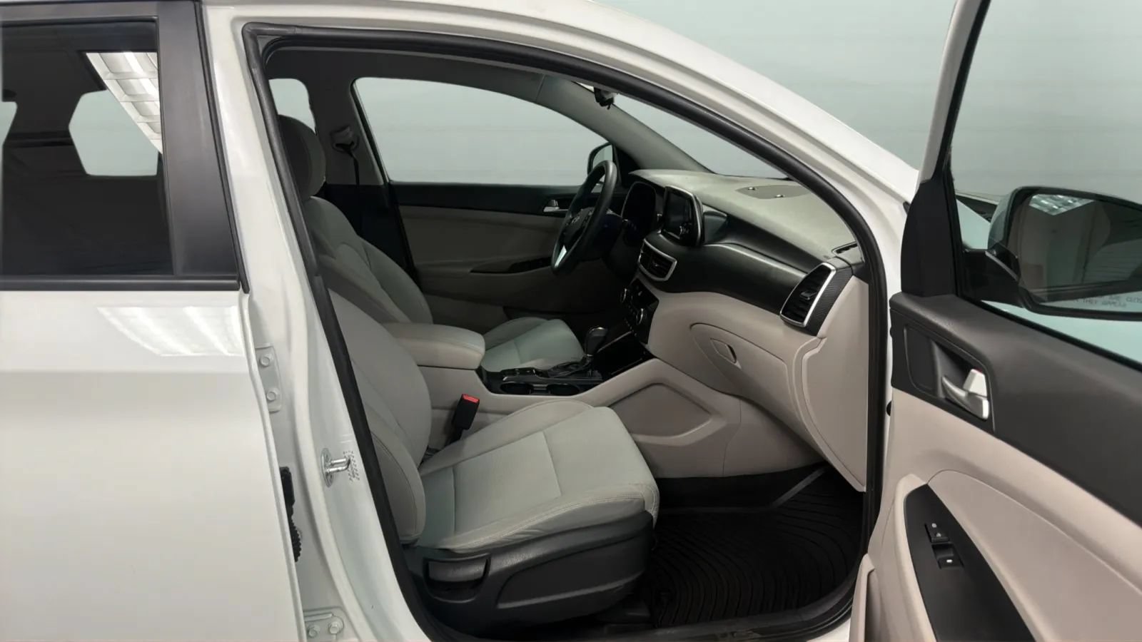 Used 2021 Hyundai Tucson Value w/ Winter Weather Package FWD image 22
