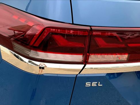 New 2026 Volkswagen Atlas SEL Premium R-Line AWD/4WD image 14