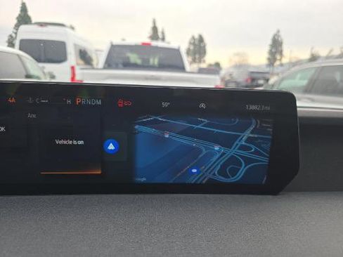 Used 2025 Ford Expedition Active image 12