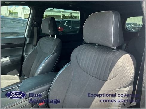 Used 2024 Hyundai Palisade Calligraphy AWD/4WD image 11