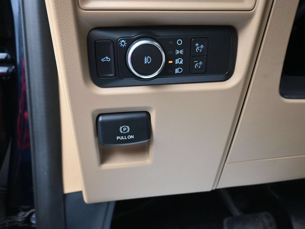 Used 2022 Ford F150 XLT w/ Equipment Group 301A Mid AWD/4WD image 11