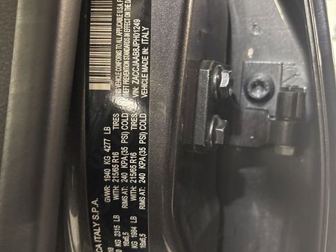 Used 2018 Jeep Renegade Sport w/ Power & Air Group image 34