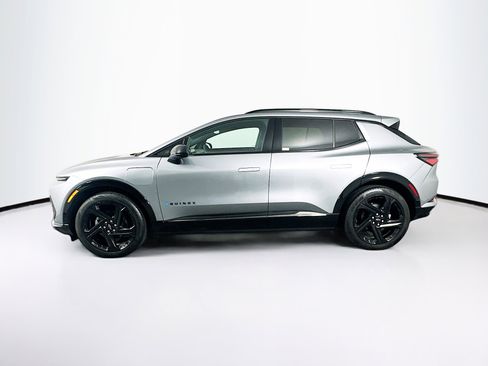 Used 2025 Chevrolet Equinox EV RS FWD image 4
