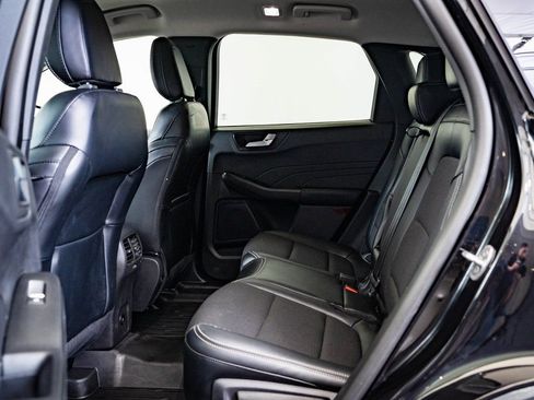 Used 2024 Ford Escape SE w/ Class II Trailer Tow Package FWD image 35