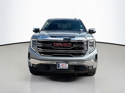 Used 2026 GMC Sierra 1500 SLT AWD/4WD image 2