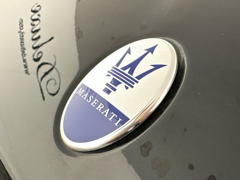 Used 2023 Maserati Levante Modena image 34