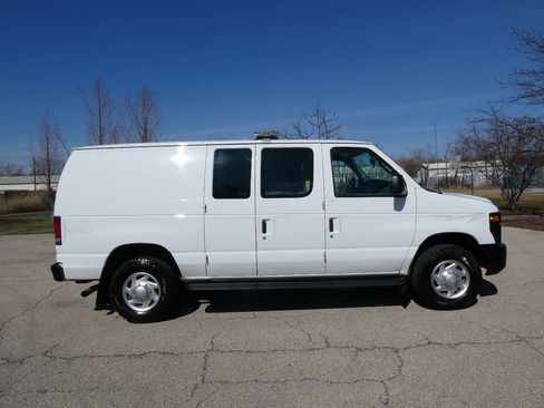Used 2012 Ford E-350 and Econoline 350 Super Duty w/ PWR Group image 4