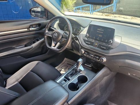 Used 2019 Nissan Altima 2.5 SV FWD image 21