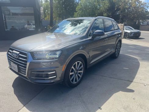 Used 2018 Audi Q7 3.0T Premium Plus image 1