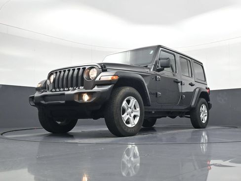 Used 2022 Jeep Wrangler Unlimited Sport AWD/4WD image 18