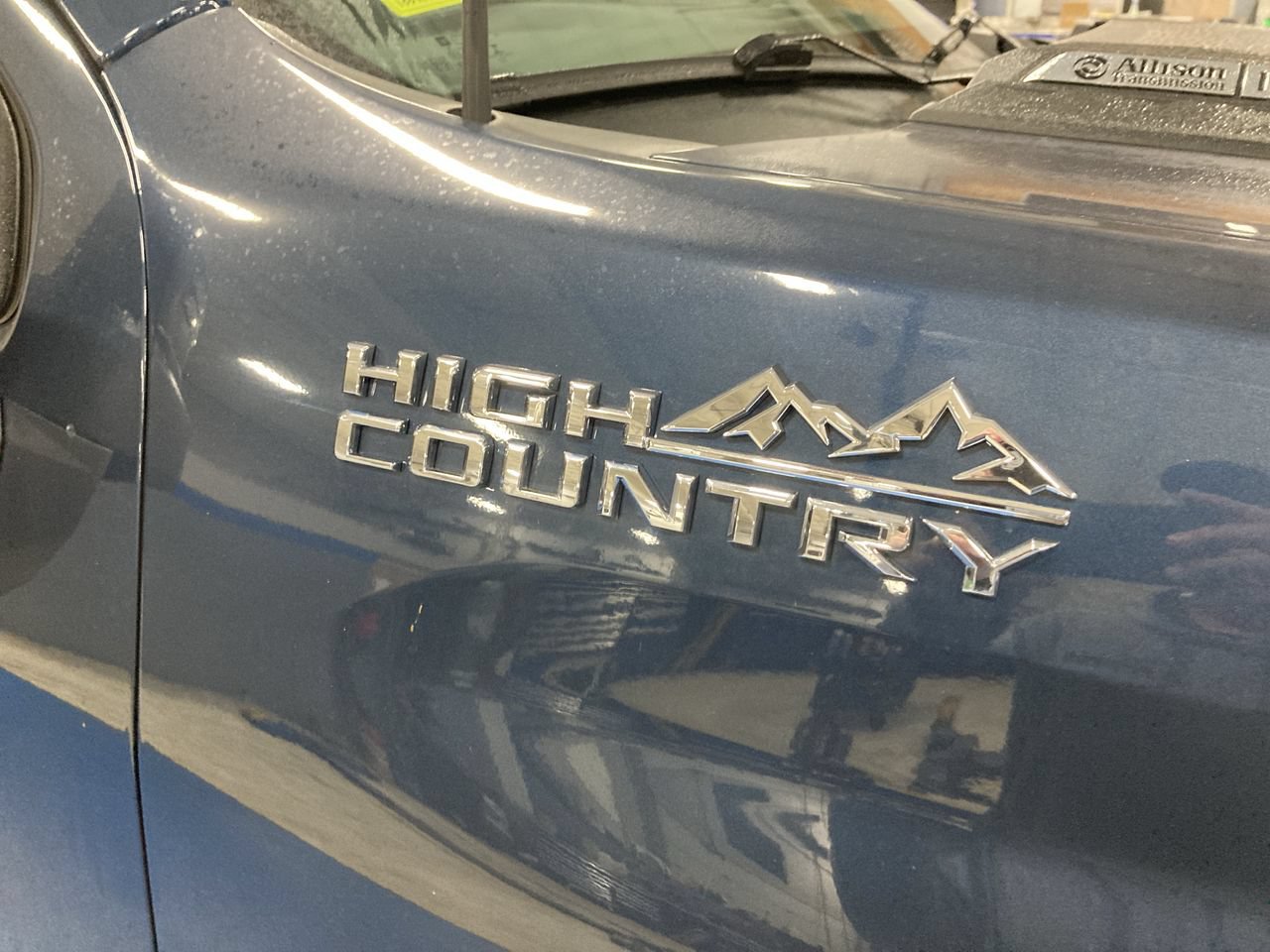Used 2021 Chevrolet Silverado 2500 High Country w/ Technology Package AWD/4WD image 10