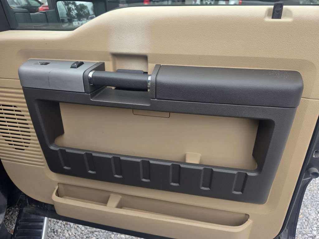 Used 2015 Ford F250 Lariat w/ Chrome Package AWD/4WD image 19