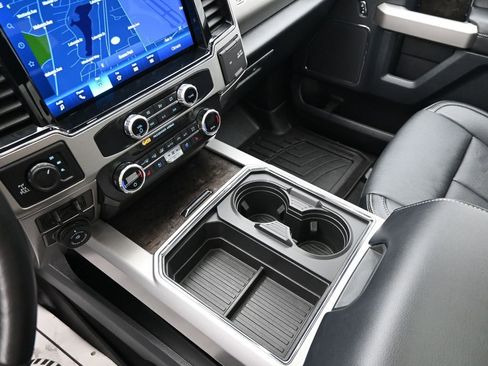 Used 2022 Ford F250 Lariat w/ Tremor Off-Road Package image 29