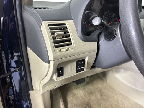 Used 2011 Toyota Corolla LE FWD image 28