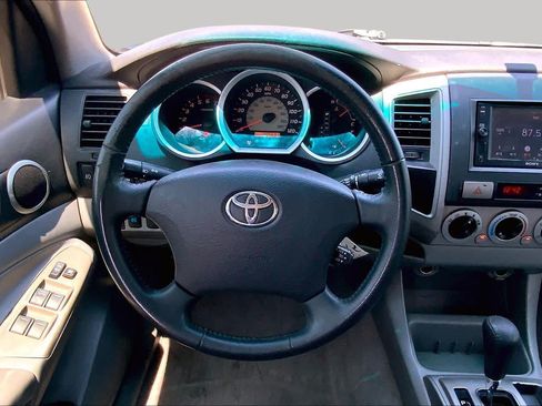 Used 2008 Toyota Tacoma PreRunner RWD image 5