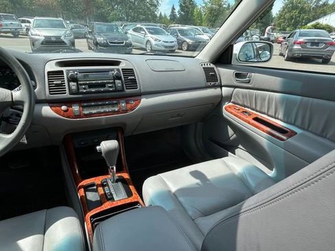 Used 2002 Toyota Camry LE FWD image 42