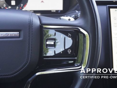 Used 2025 Land Rover Range Rover Velar Dynamic SE AWD/4WD image 13