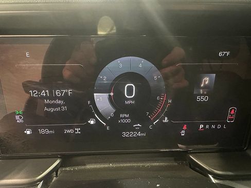 Used 2025 GMC Terrain Elevation w/ Elevation Premium Package AWD/4WD image 30