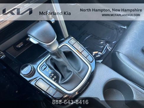 Used 2024 Kia Seltos EX image 30