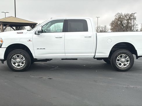 Used 2024 RAM 2500 Laramie image 6