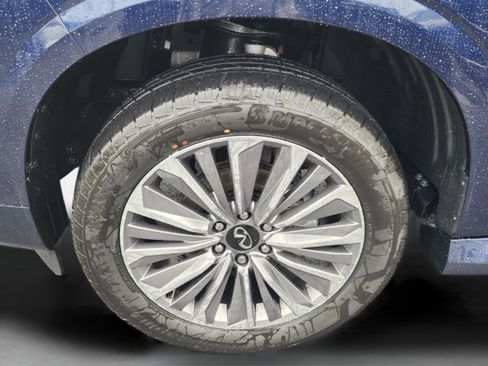 New 2025 INFINITI QX80 Luxe w/ Exterior Package image 25