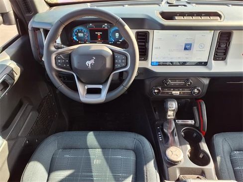 New 2025 Ford Bronco Heritage Edition image 6