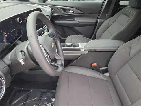 New 2026 Chevrolet Equinox EV LT image 21