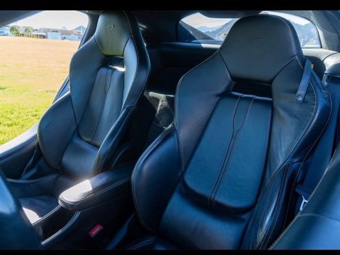 Used 2016 McLaren 570S Coupe RWD image 19
