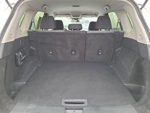 Used 2023 Nissan Rogue SV image 27