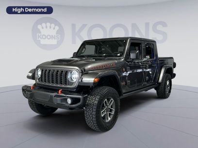 Used 2025 Jeep Gladiator Mojave
