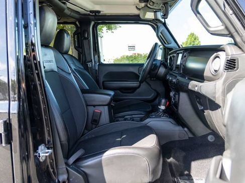 Used 2023 Jeep Wrangler Unlimited Sport AWD/4WD image 7