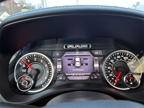 Used 2020 RAM 1500 Laramie image 30