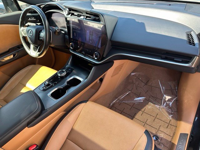 Used 2023 Lexus RZ 450e Premium w/ Technology Package AWD/4WD image 10