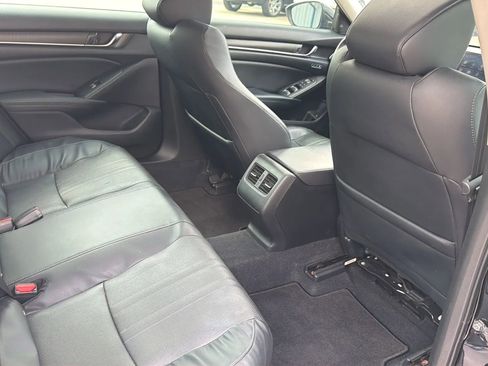 Used 2018 Honda Accord EX-L image 42
