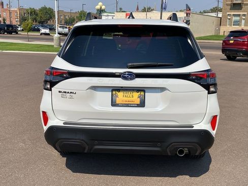 Used 2025 Subaru Forester Limited image 6