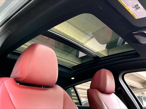 Used 2023 BMW X4 M40i AWD/4WD image 13