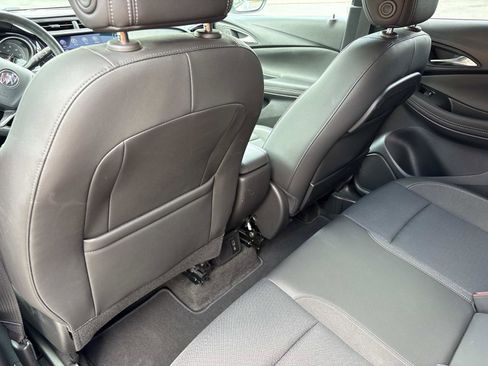 Used 2023 Buick Encore GX Select w/ Safety Package II FWD image 31