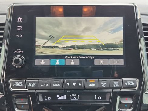 Certified 2024 Honda Odyssey Touring image 22
