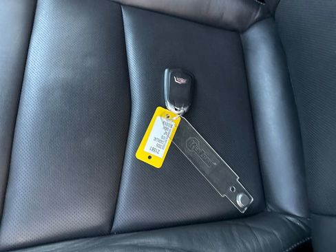 Used 2025 Cadillac XT6 Premium Luxury image 30