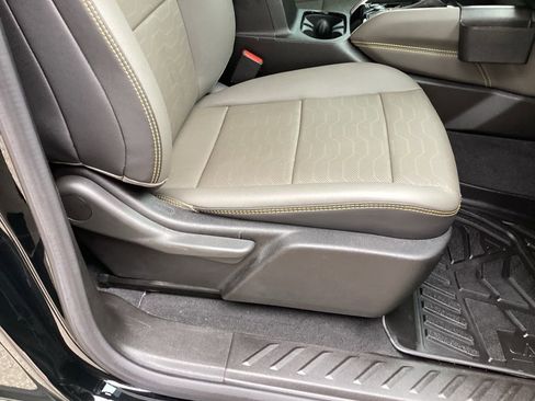 Used 2024 Chevrolet Colorado ZR2 w/ ZR2 Convenience Package III image 29