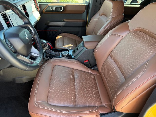 Used 2023 Ford Bronco Heritage Edition AWD/4WD image 13