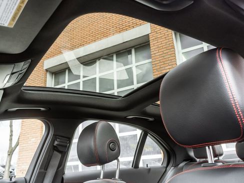 Used 2016 Mercedes-Benz C 450 AMG image 11