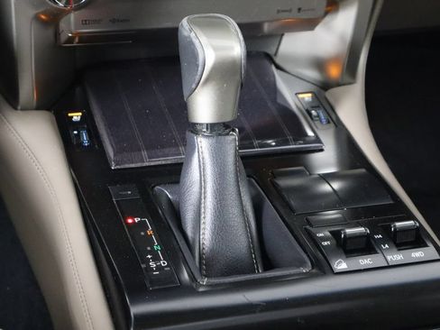 Used 2021 Lexus GX 460 Premium w/ Premium Package AWD/4WD image 25