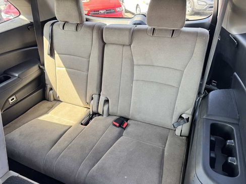 Used 2019 Honda Pilot LX image 28