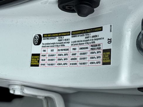 Used 2025 Toyota RAV4 XLE AWD/4WD image 46