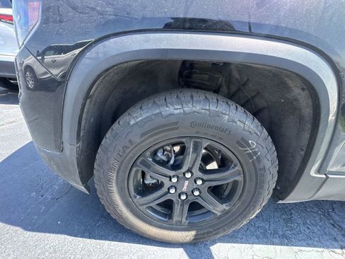 Used 2023 GMC Acadia AT4 w/ GMC Pro Grade Package AWD/4WD image 10