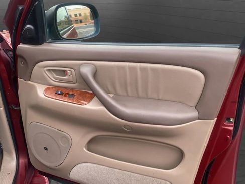Used 2004 Toyota Tundra Limited RWD image 9