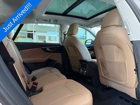 Used 2023 Audi Q8 Premium Plus AWD/4WD image 12