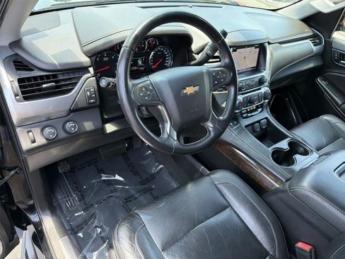 Used 2019 Chevrolet Tahoe LT AWD/4WD image 2