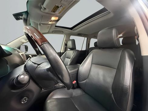Used 2017 Lexus GX 460 Premium AWD/4WD image 11